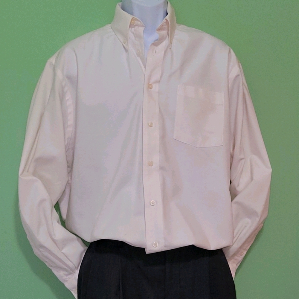 Michigan Avenue White Button-Down Shirt